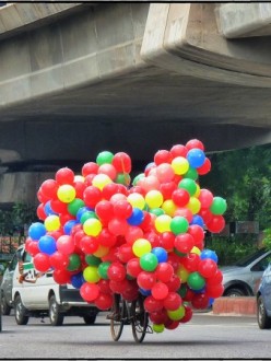 Balloons in Traffic